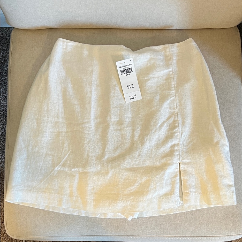 NWT Abercrombie and Fitch linen skort